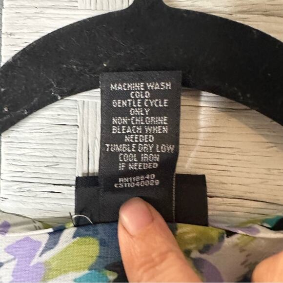 Lane Bryant colorful V-neck button-down blouse Crystal Pleat plus size - Picture 5 of 8